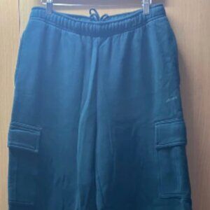 Like New* Cozy Sweatfleece Mega Cargo™ Jogger | M, Scarab Green